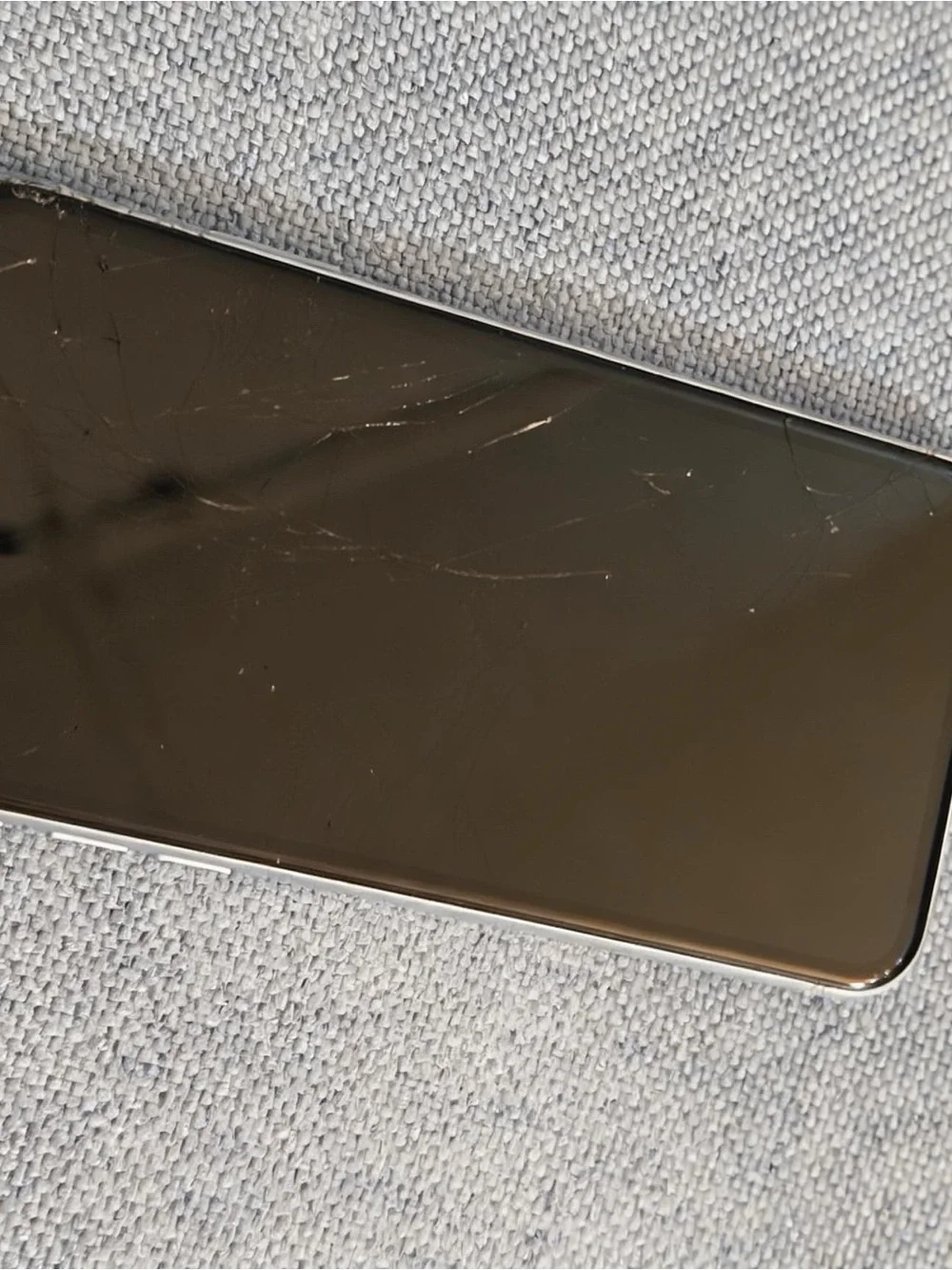 Unlocked Apple iPhone XR 64GB | 87% Battery | Face ID Works | Smashed Glass